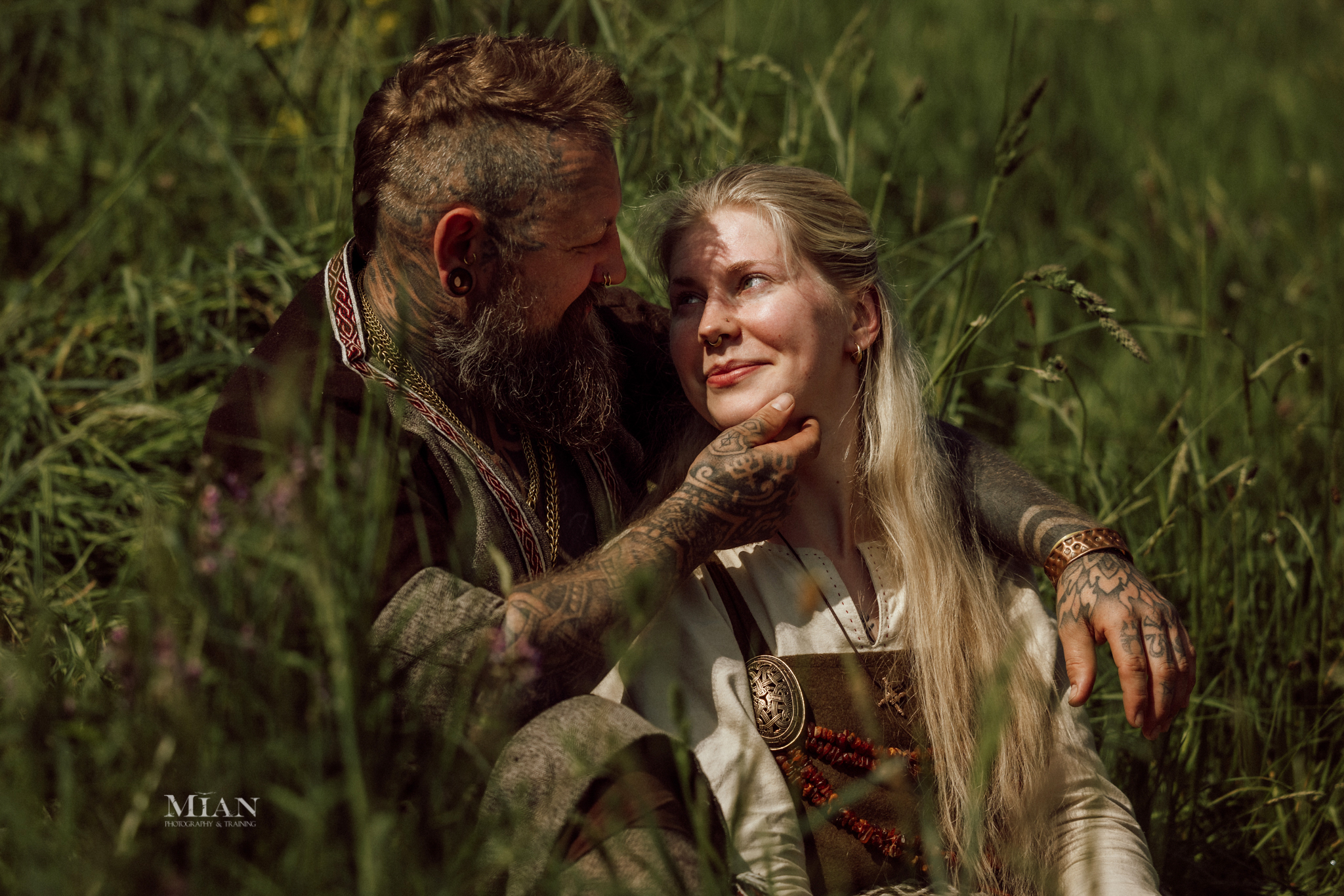 couple-photography-ireland-boyne-valley-viking-experience