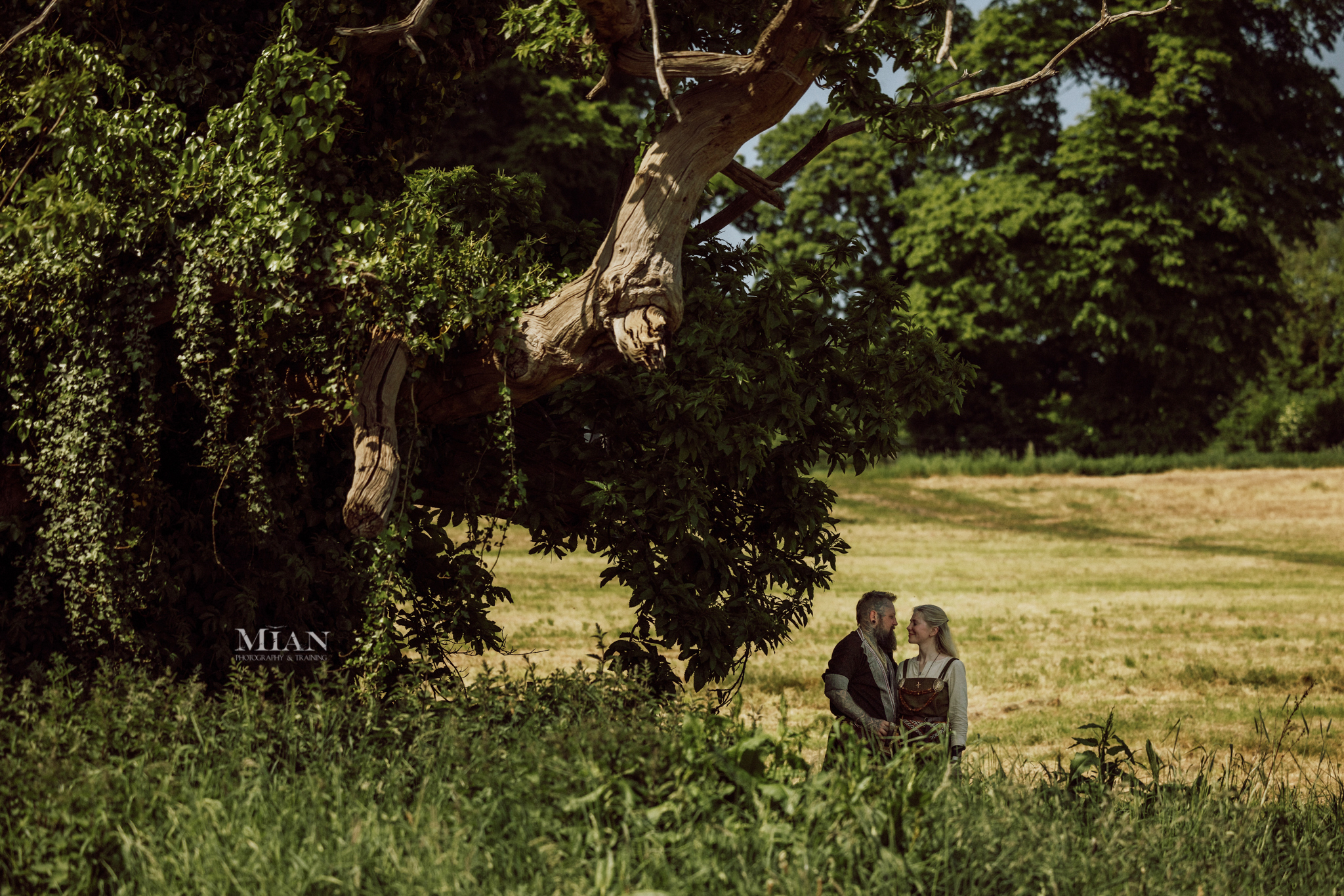 couple-photography-ireland-boyne-valley-viking-experience